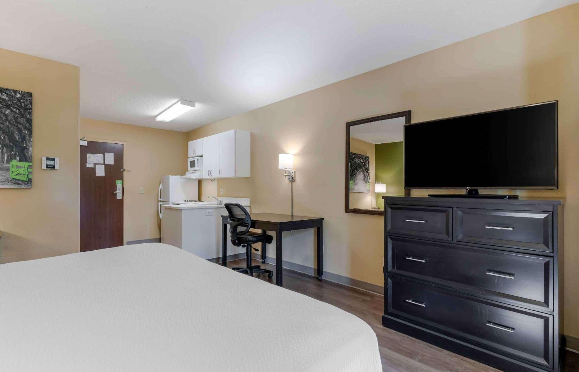 Extended Stay America Suites - Kansas City - Overland Park - Metcalf Ave Экстерьер фото